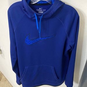 NWOT Nike sweatshirt